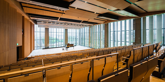 豊洲シビックセンター・ホール